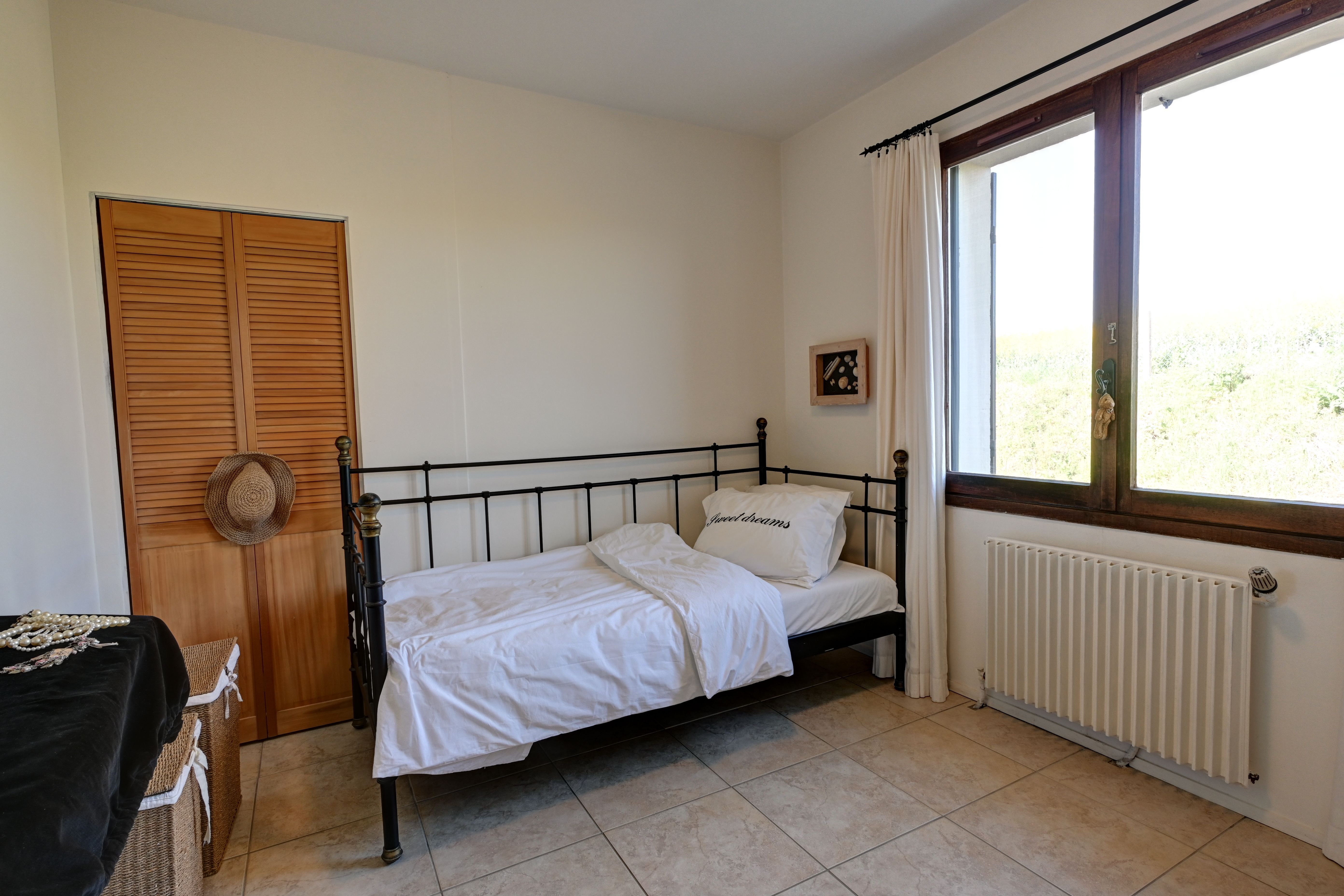 Countryside house in perfect condition with beautiful garden in None, None - Image 37