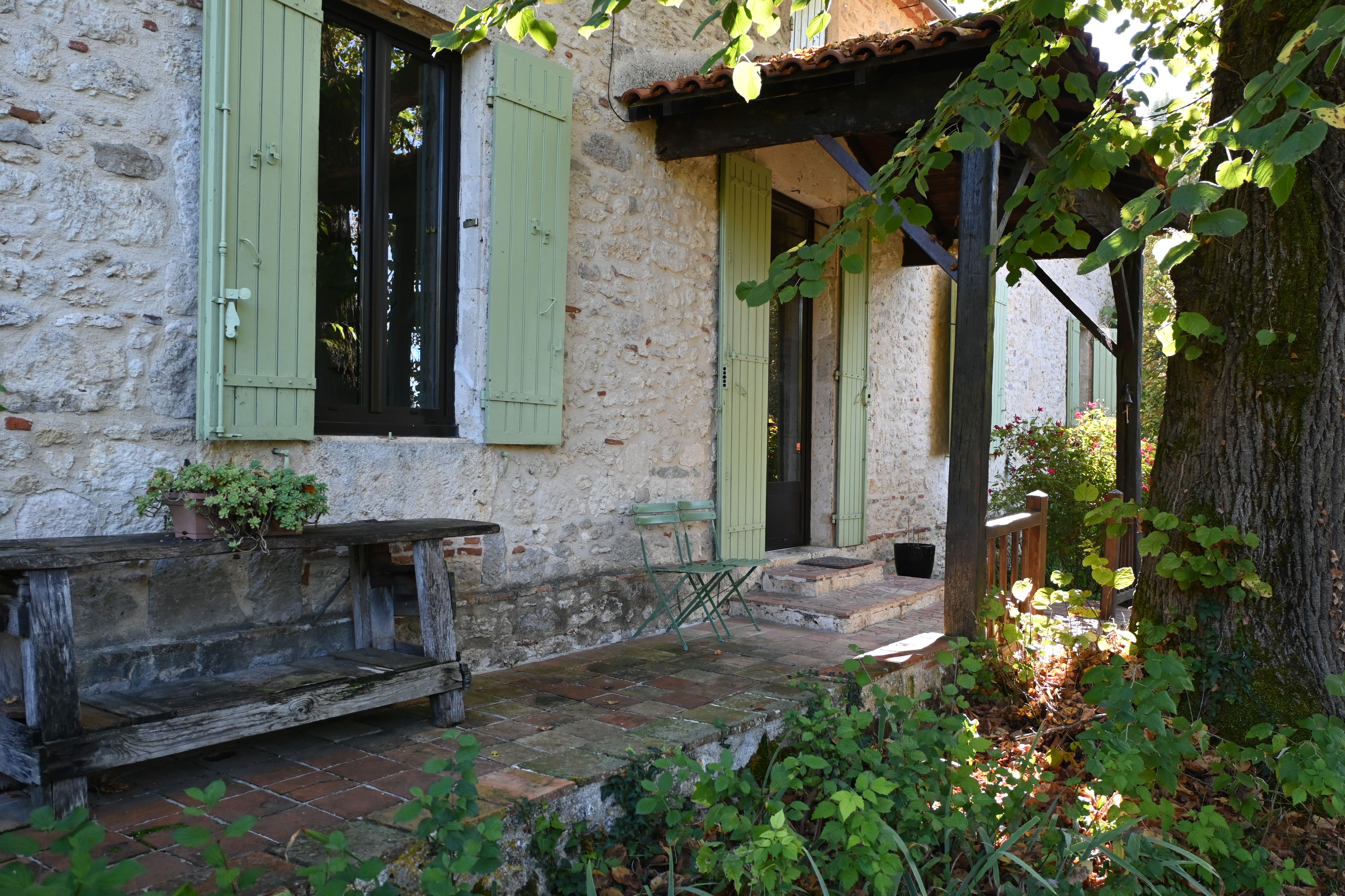Magnificent stone house with swimming pool and barns in Occitanie, Lot (46) - Image 5