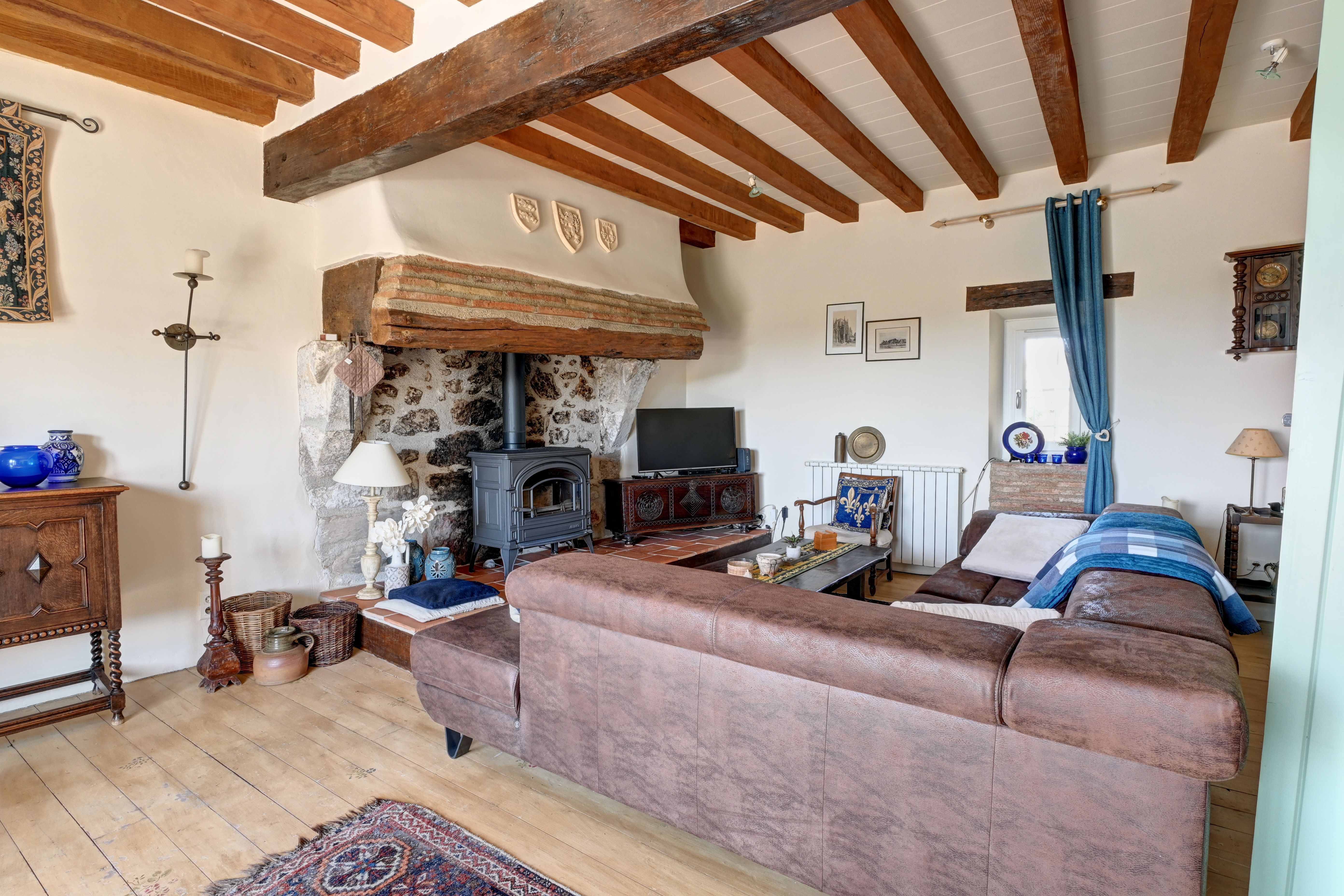 Exceptional Holiday Home in Lot-et-Garonne in None, None - Image 11