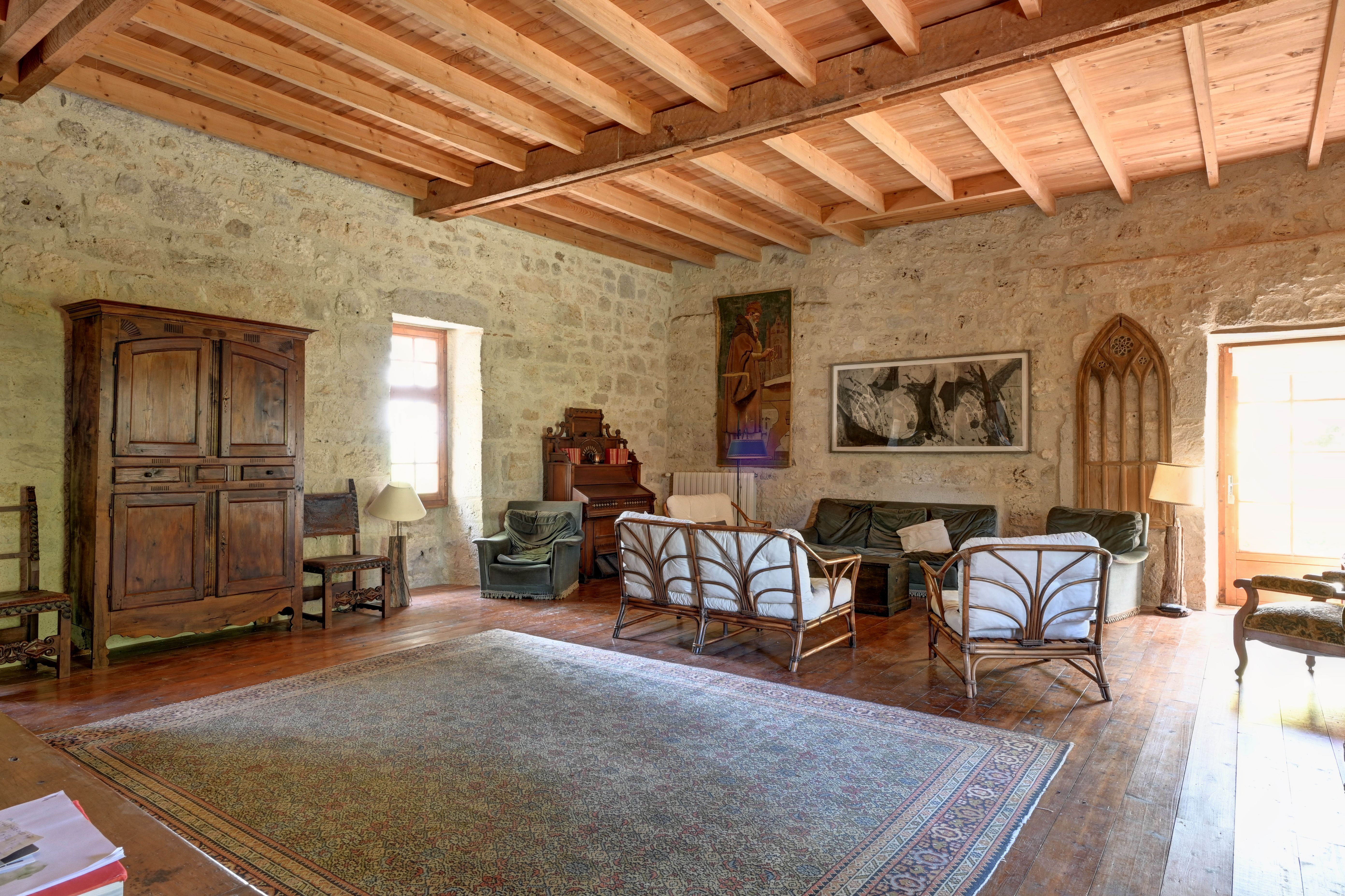 Authentic property with guest house, swimming pool, spring, and stunning views in Nouvelle-Aquitaine, Lot-et-Garonne (47) - Image 19