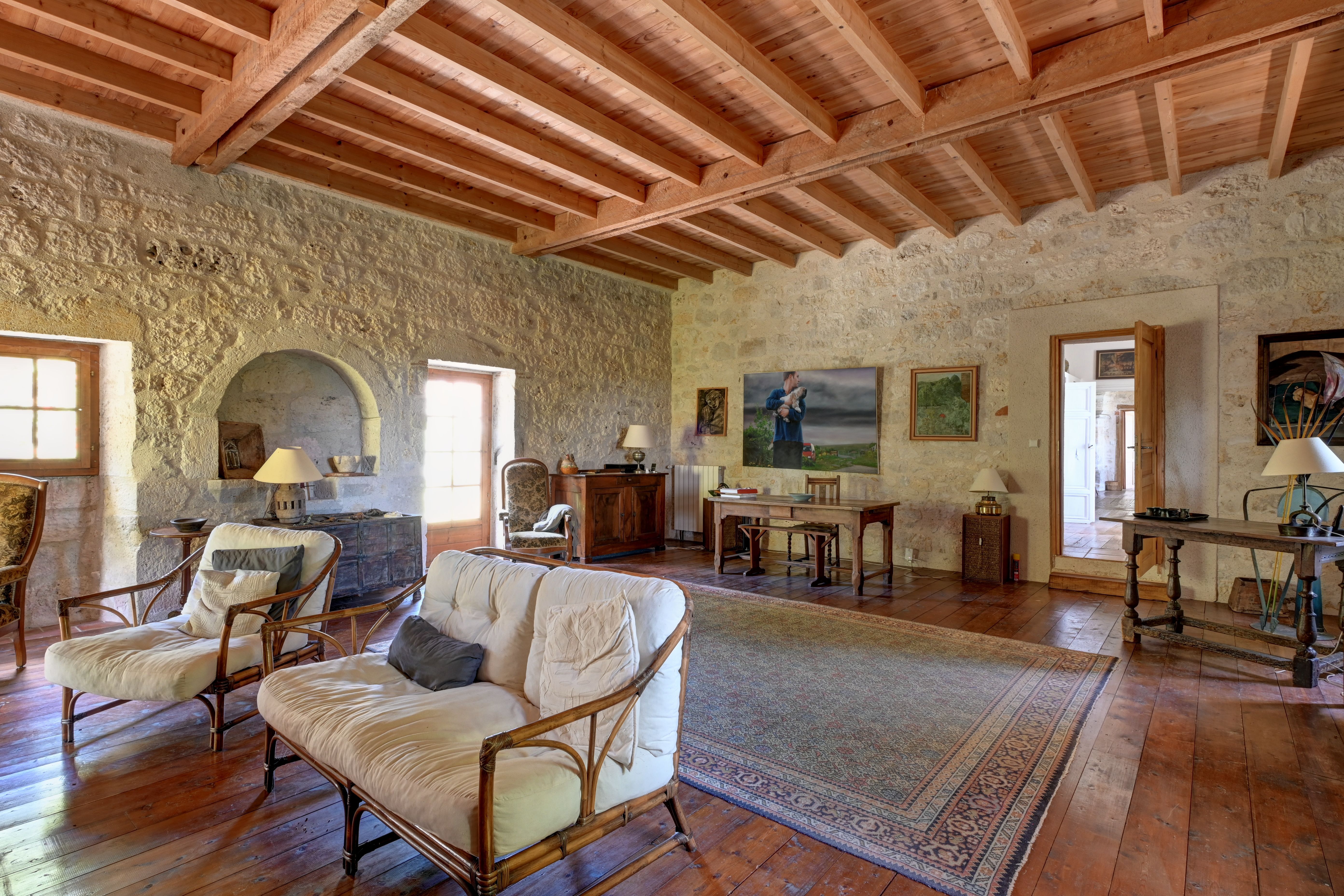 Authentic property with guest house, swimming pool, spring, and stunning views in Nouvelle-Aquitaine, Lot-et-Garonne (47) - Image 23