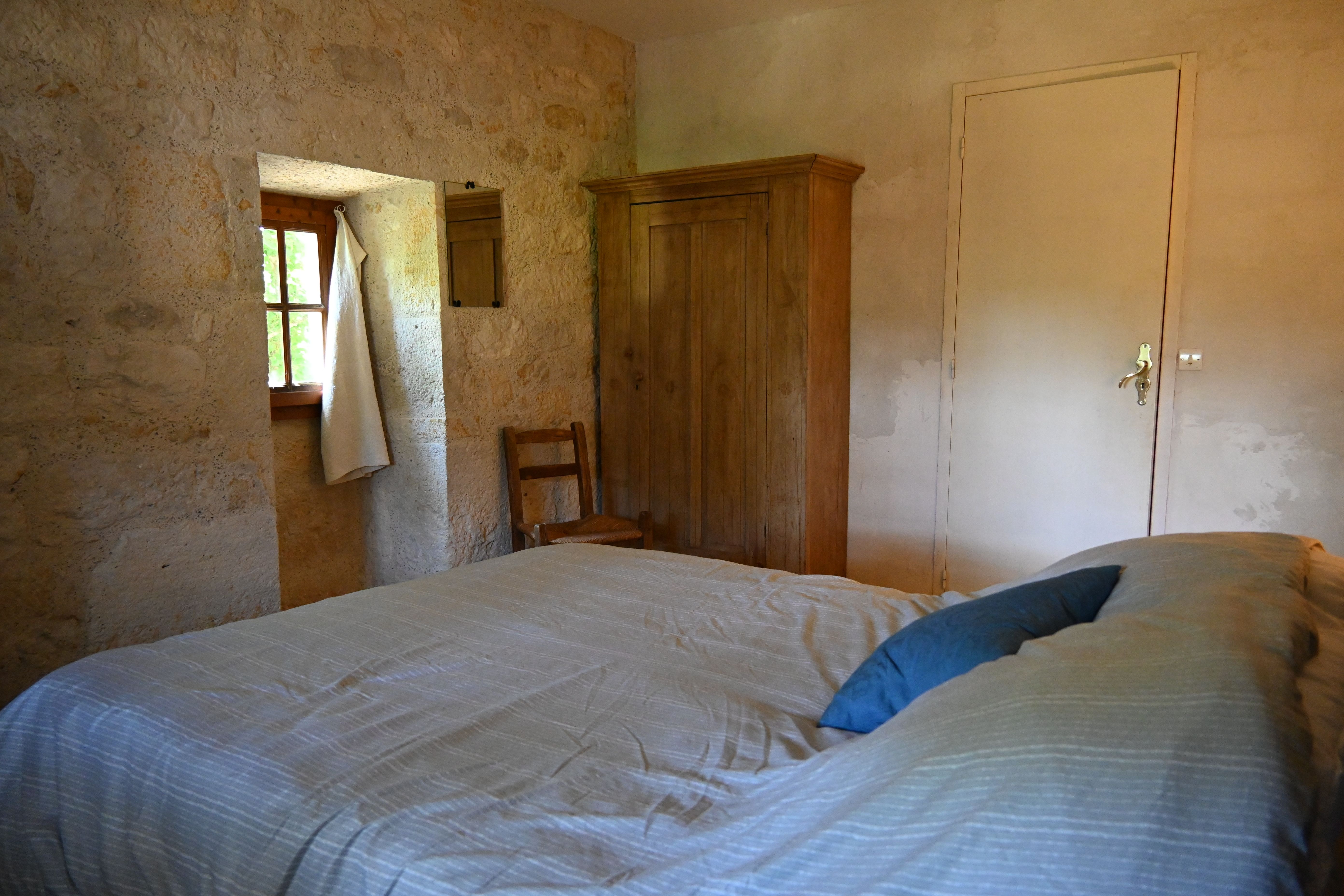 Authentic property with guest house, swimming pool, spring, and stunning views in Nouvelle-Aquitaine, Lot-et-Garonne (47) - Image 45