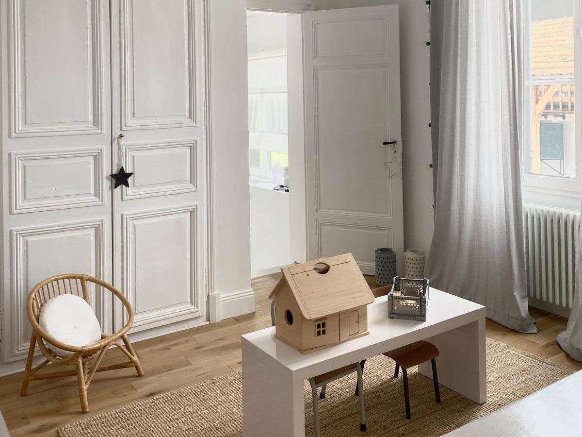 Stunning renovation of a former school in None, None - Image 19
